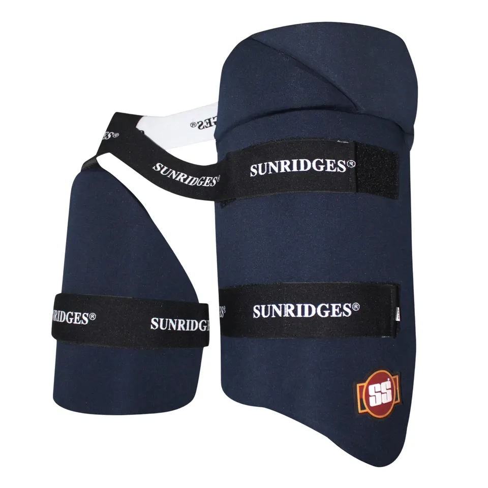 SS Thigh Guard Player 2 in 1