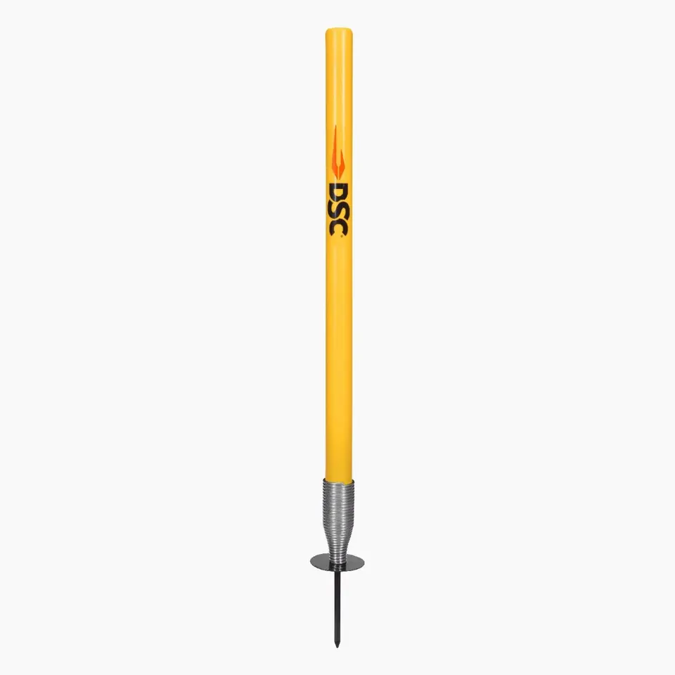 DSC Plastic Target Cricket Stumps with Metal Spring